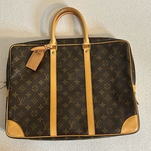 Louis Vuitton Monogram Porte-Documents Voyage Briefcase
New / Never Used